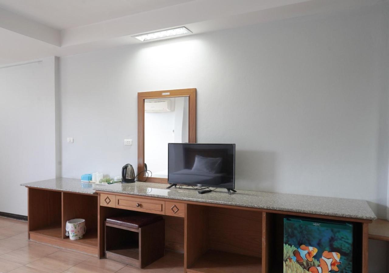 Sport Inn Chiang Rai Exterior photo